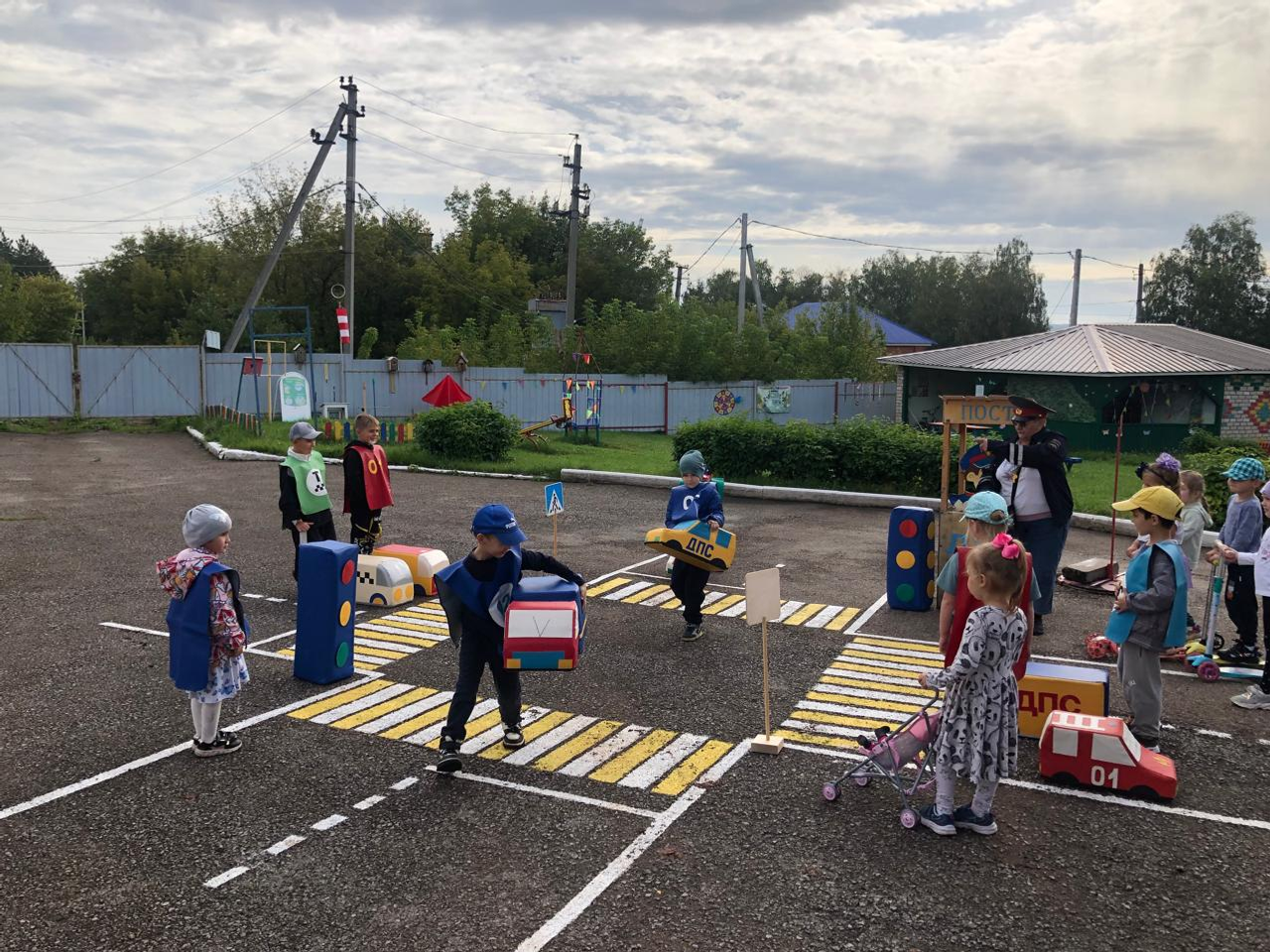 В детском саду Уфимского района прошло занятие по безопасности на дороге