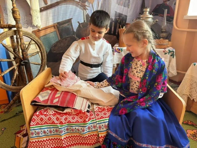 В детских садах Уфимского района прошли занятия «Колыбельные страны»