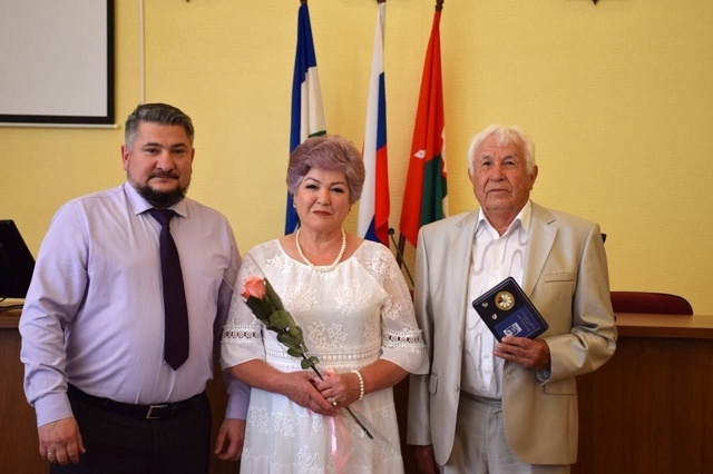 В Уфимском районе чествовали семьи и общественников в преддверии праздника