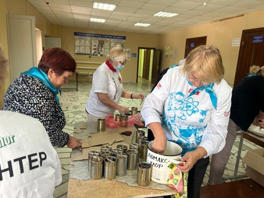 Жители села Булгаково изготовили окопные свечи для участников СВО