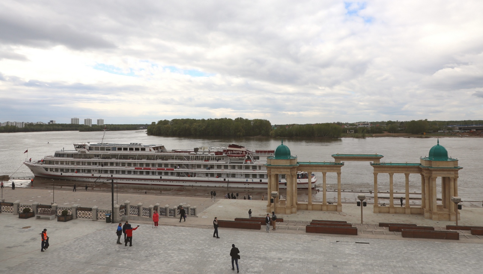 В Уфу в конце апреля прибудет первый круизный лайнер