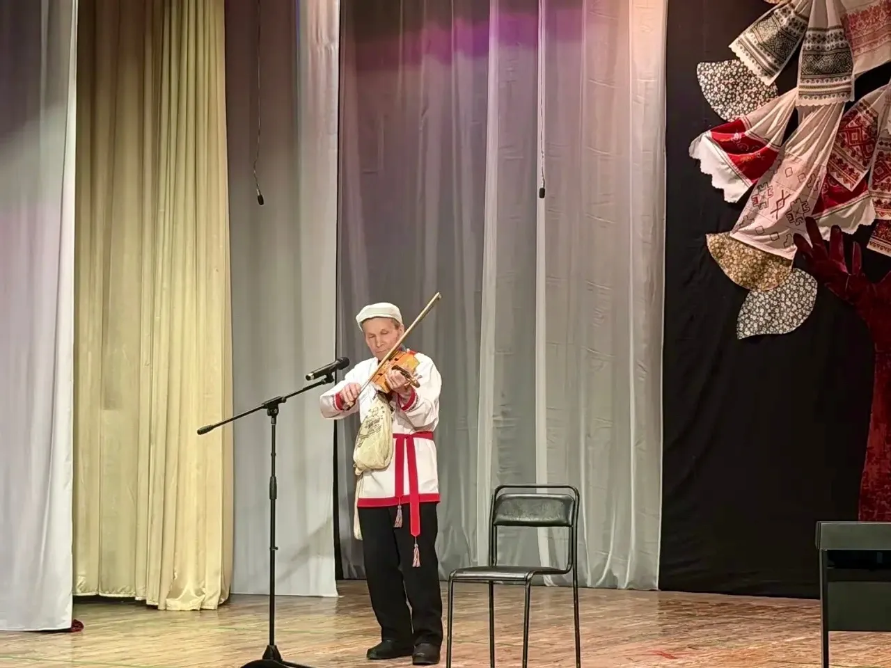 В Уфимском районе назвали лучших исполнителей на народных инструментах