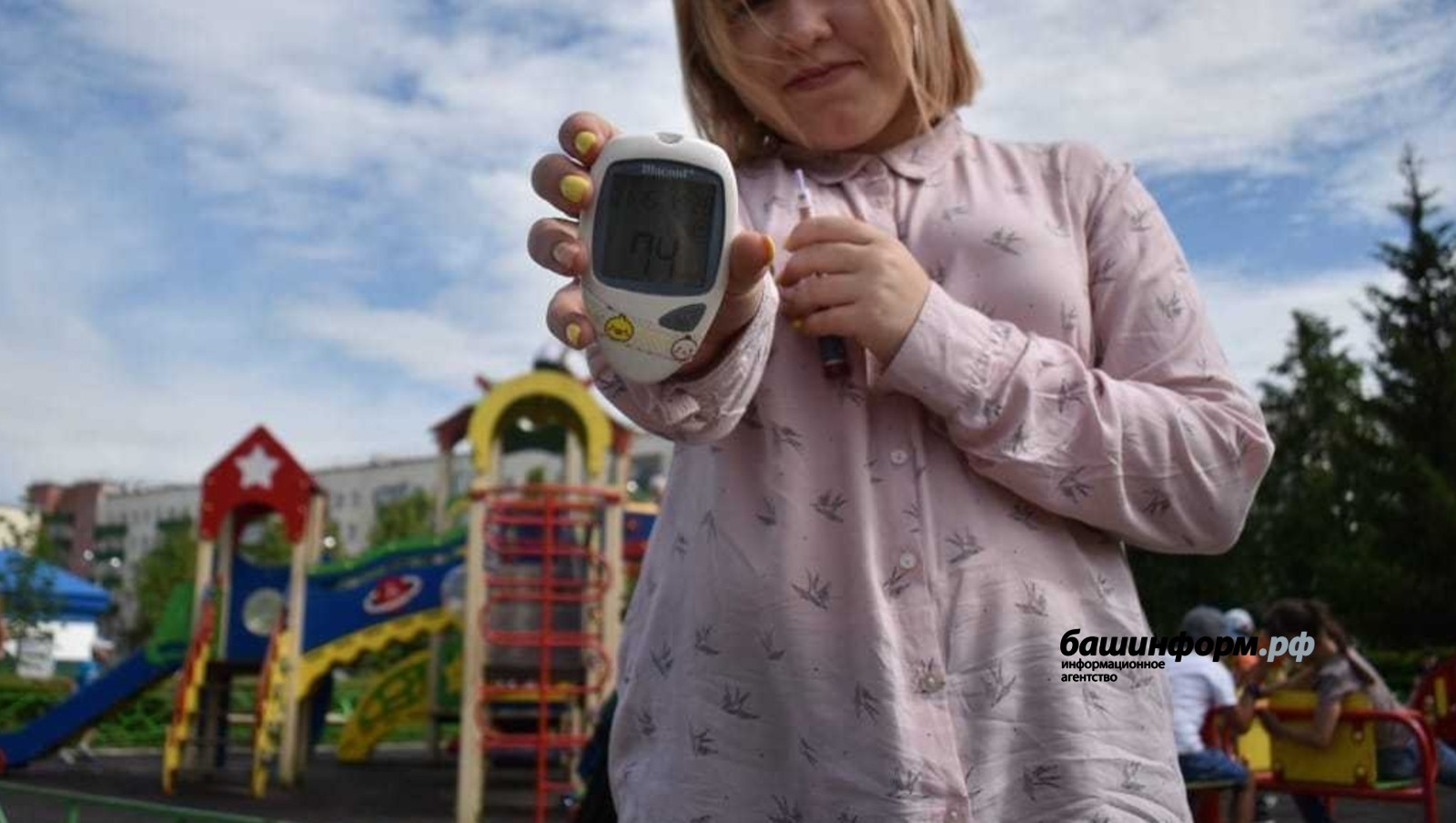 В Башкирии приложения для мониторинга сахара могут включить в «белый список»