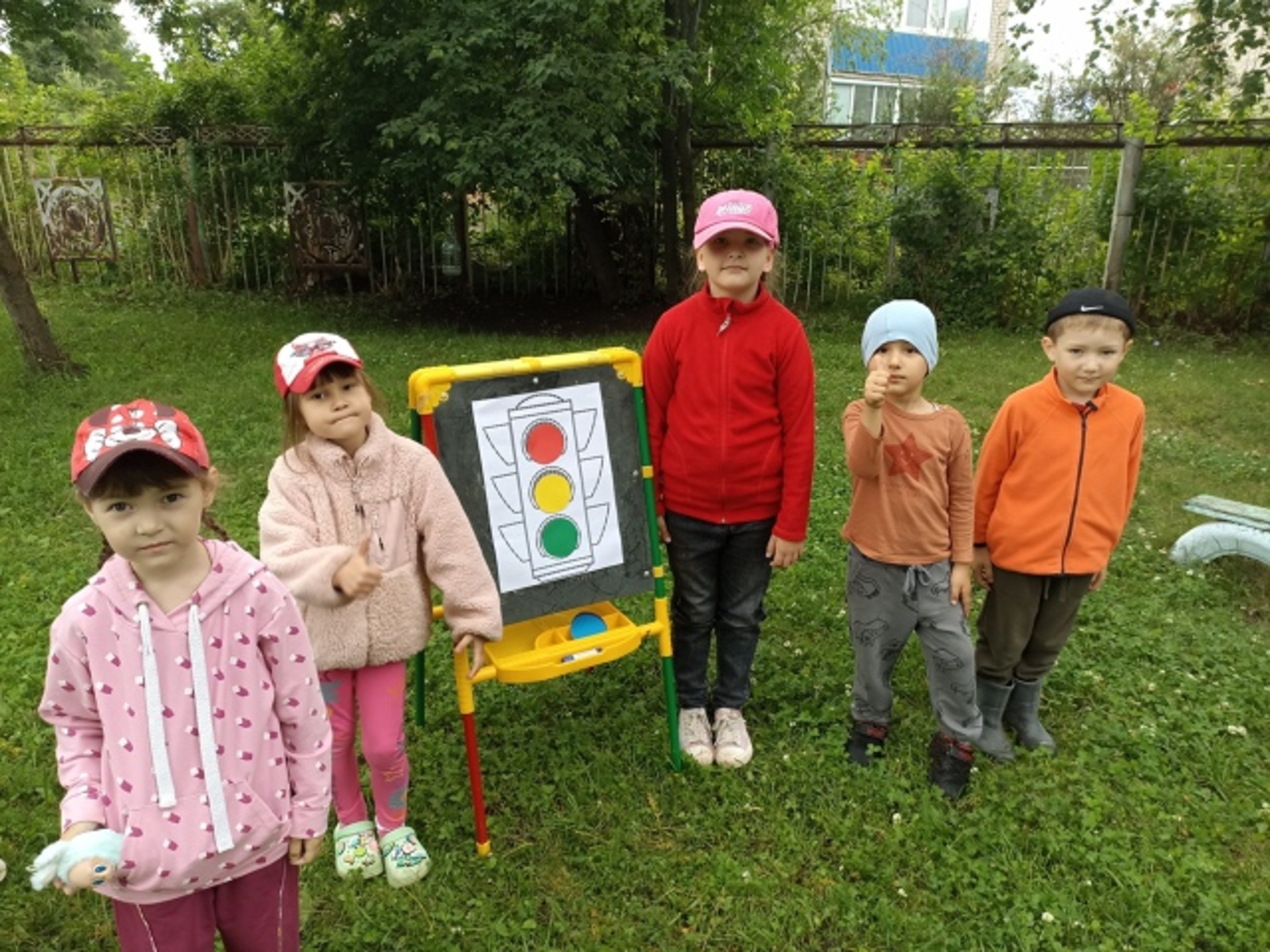 В детском саду Уфимского района провели обучающее мероприятие по ПДД