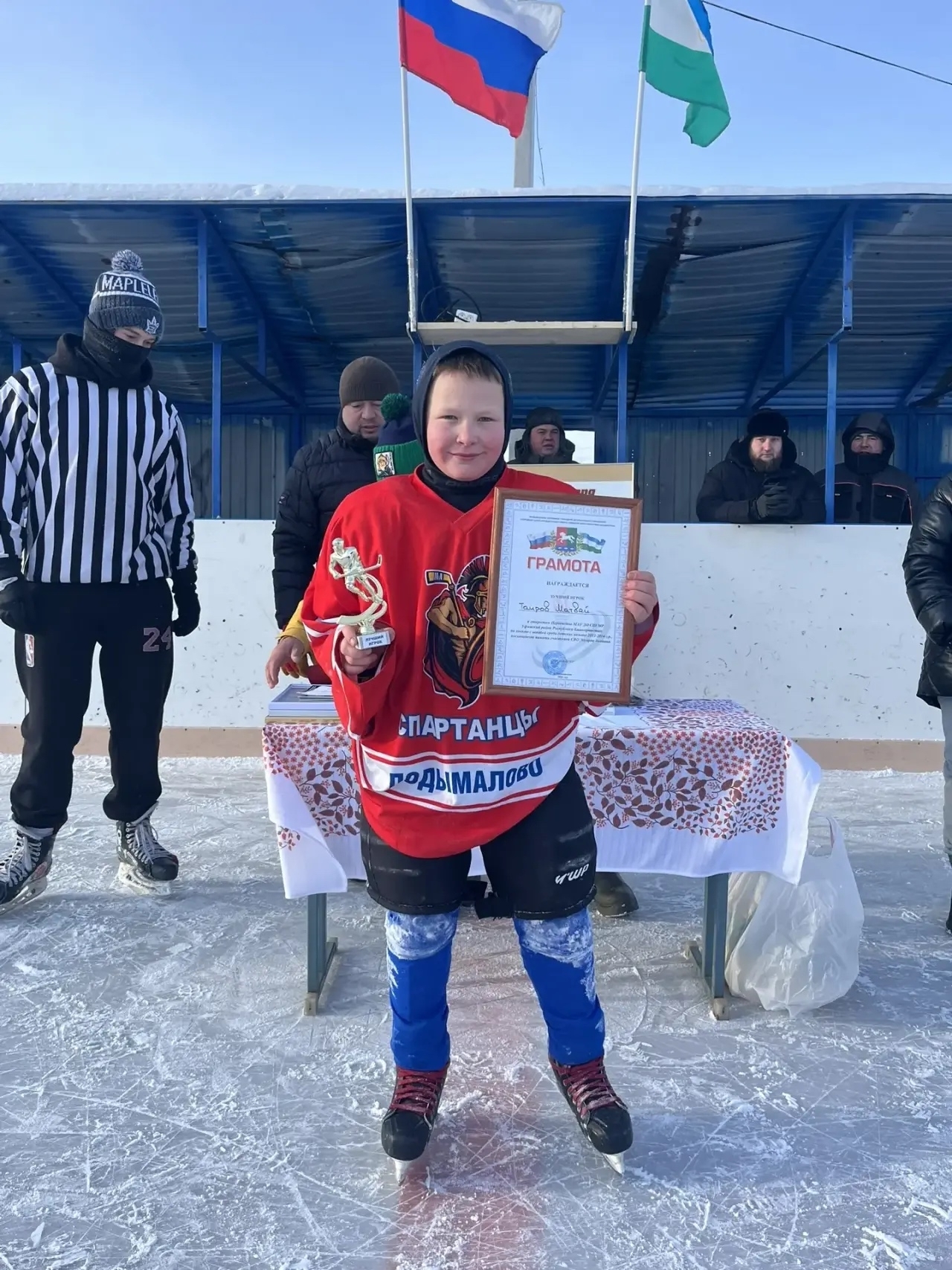 Хоккейный турнир в память о герое собрал юных спортсменов Уфимского района