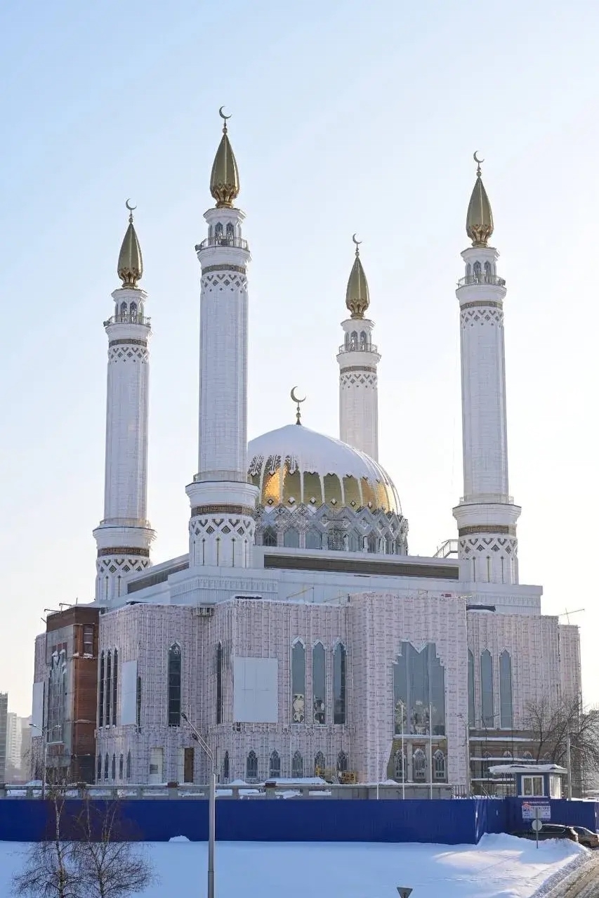 Радий Хабиров рассказал о продолжении работ в мечети «Ар-Рахим»