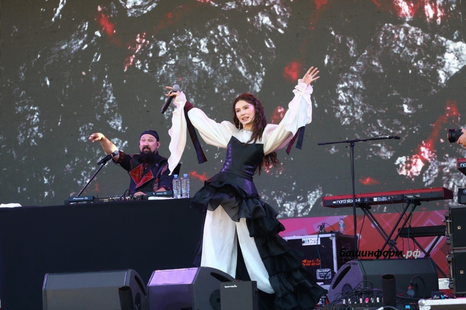 Башкирская группа AY YOLA презентовала новый клип в Уфе