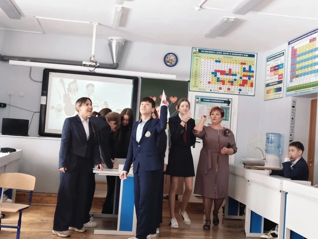 В школе Дорогино проходит фестиваль занятий по функциональной грамотности