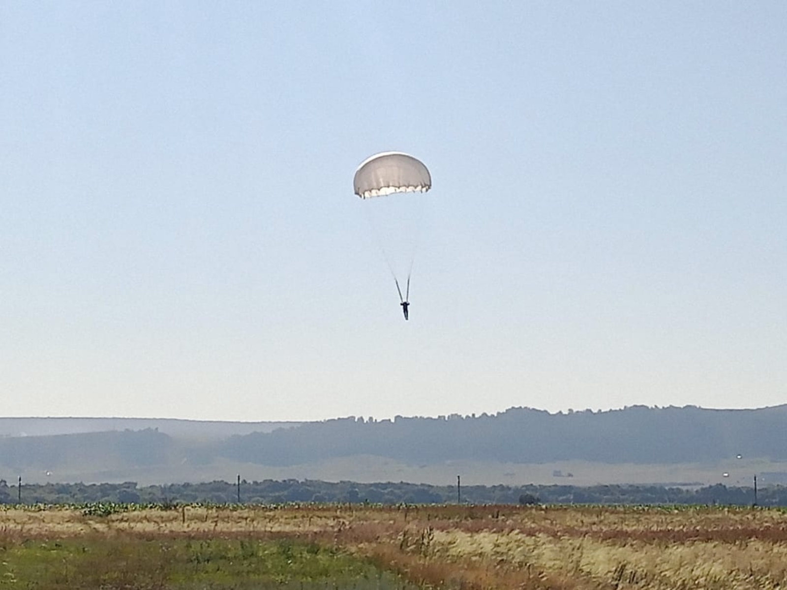 Юнармейцы Уфимского района совершили прыжки с парашютом