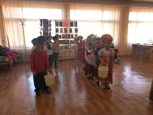 В детском саду «Рябинушка» села Красный Яр прошел праздник осени