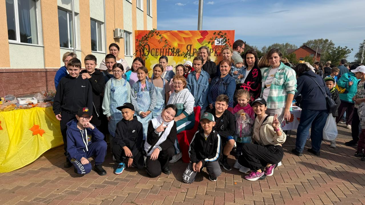 В «Школе Успеха» села Жуково состоялась праздничная осенняя ярмарка