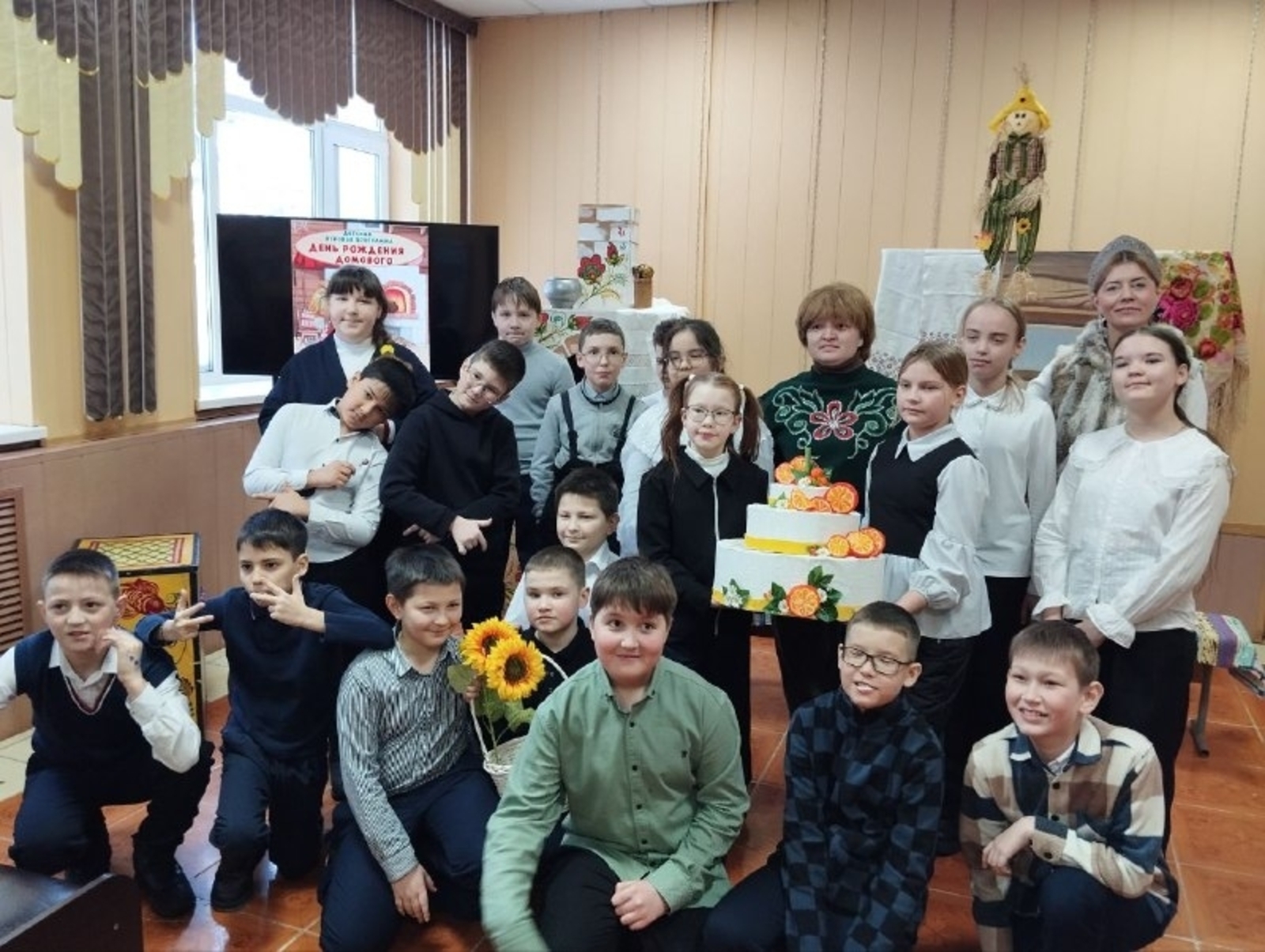 В Доме культуры села Михайловка весело отметили День рождения домового Кузи