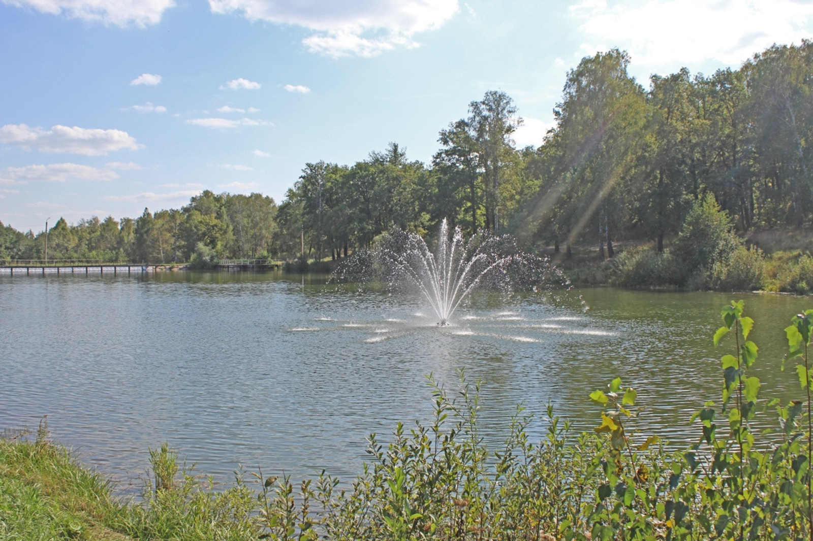 В Кумертау Башкирии по нацпроекту благоустраивают старый пруд