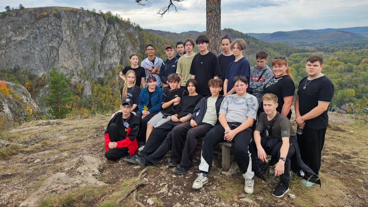 Учащиеся школы Уфимского района исследуют красоты Мурадымовского ущелья