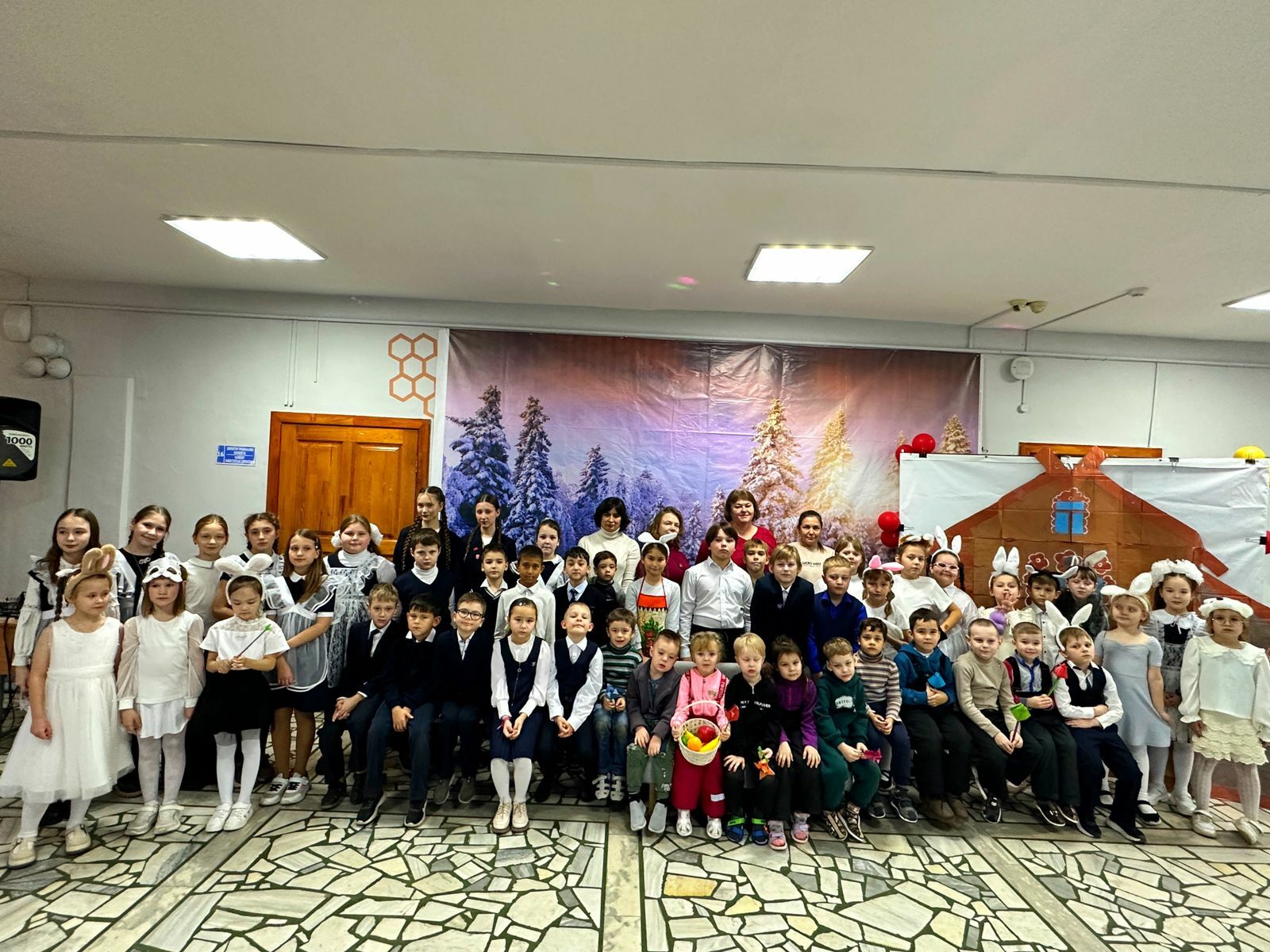 Воспитанники детского сада «Ласточка» впервые побывали в школе села Жуково