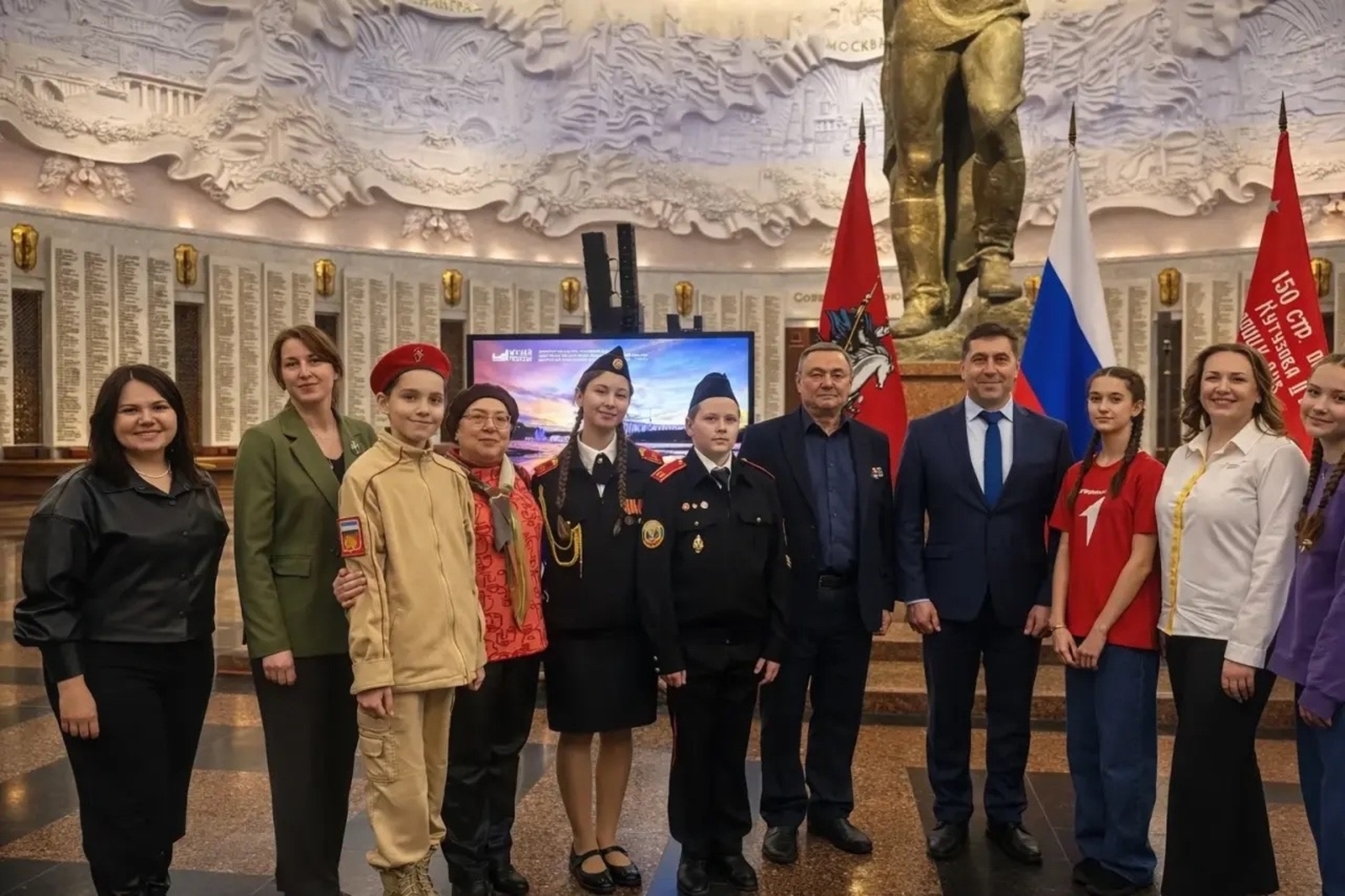 Музей лицея Булгаково представил экспонаты на выставке в Музее Победы