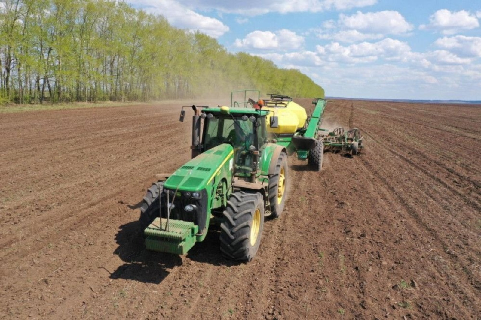 В Башкирии стартовал сев озимых под урожай 2026 года