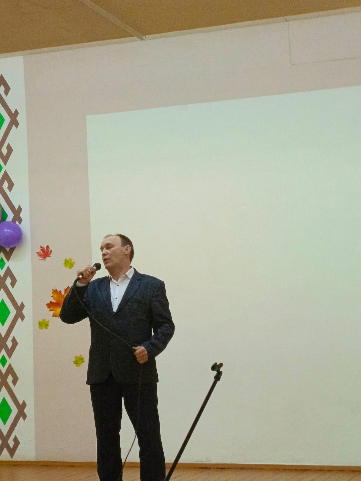 В школе села Чернолесовский состоялся концерт в поддержку участников СВО