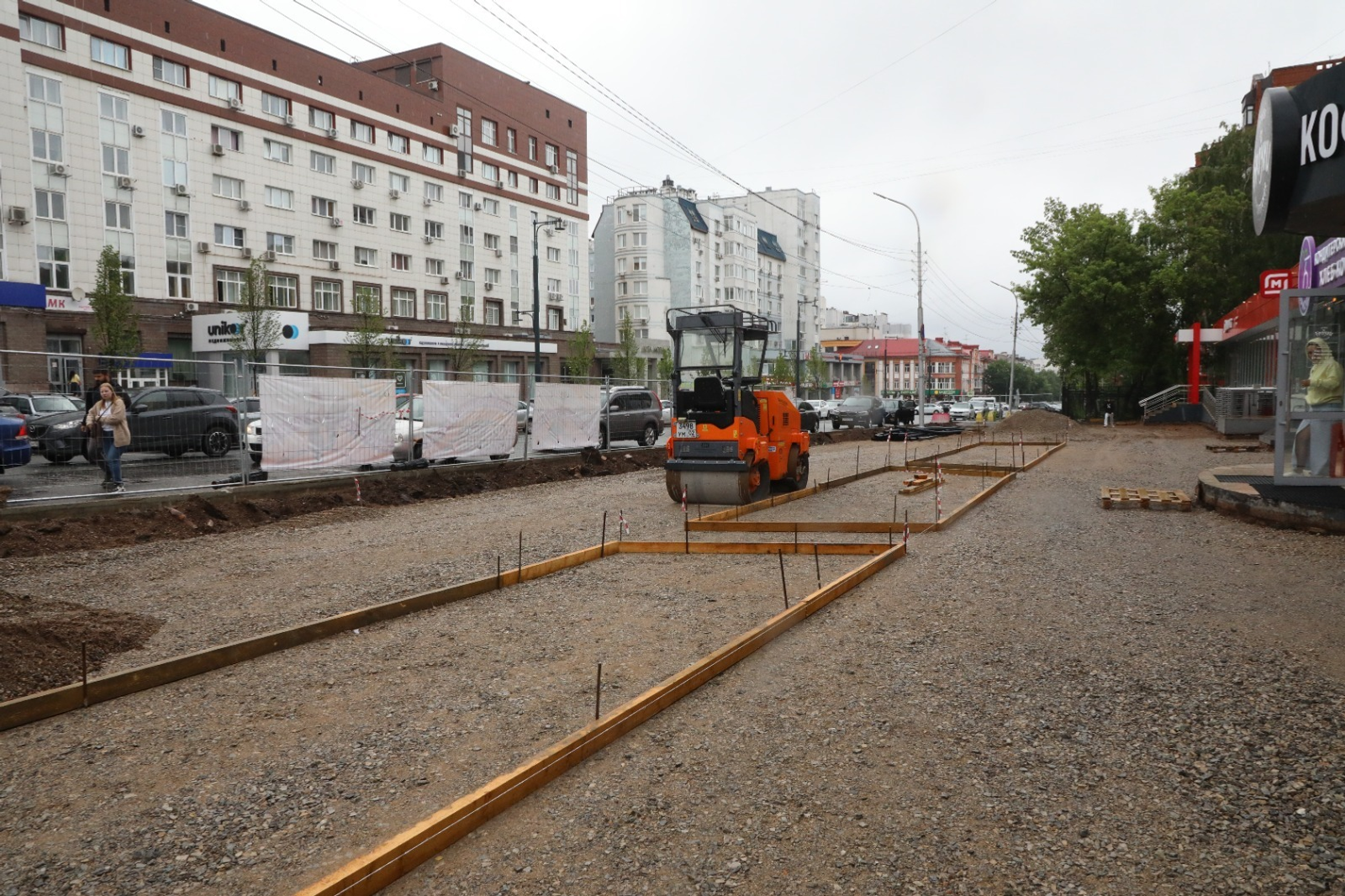 Ратмир Мавлиев проверил реконструкцию тротуаров исторического центра Уфы