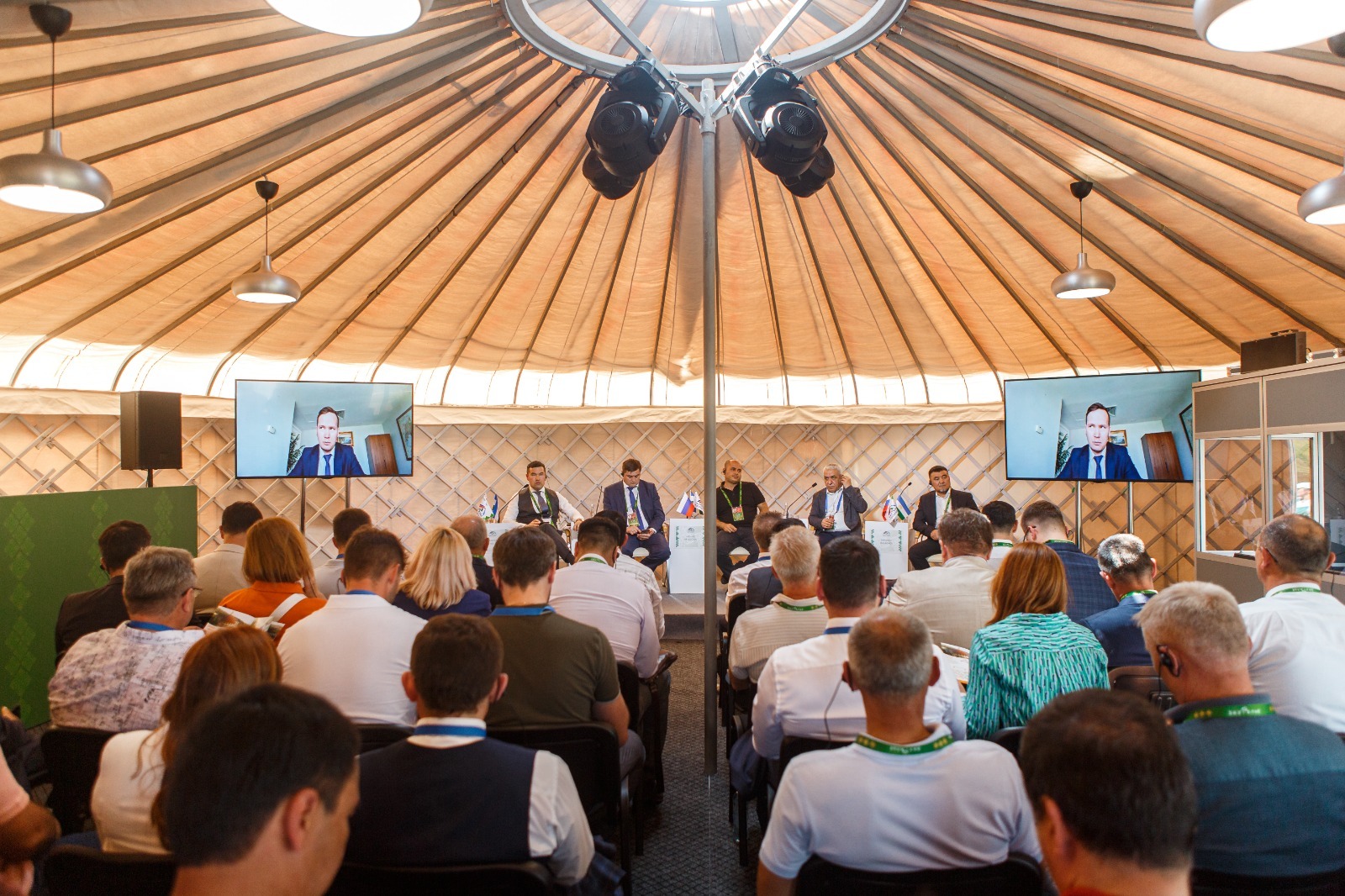 В рамках инвестсабантуя «Зауралье-2023» состоялась сессия «Агропромышленный комплекс как драйвер развития торгово-экономических связей России и Турции»