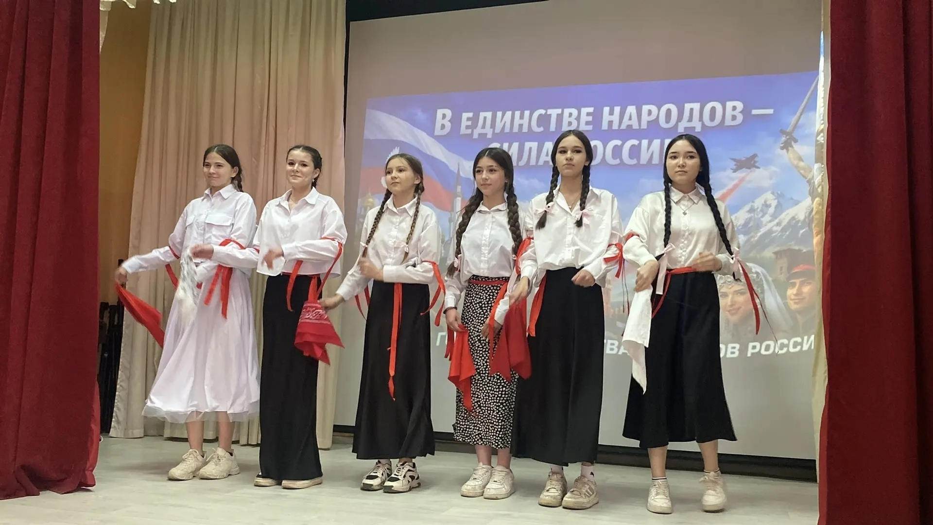 В Дорогино прошёл фестиваль «Мы разные, но мы вместе»