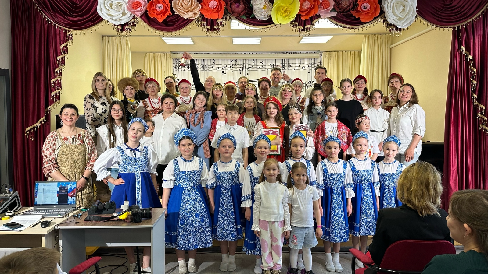 В Русском Юрмаше прошла «Весенняя симфония народов»