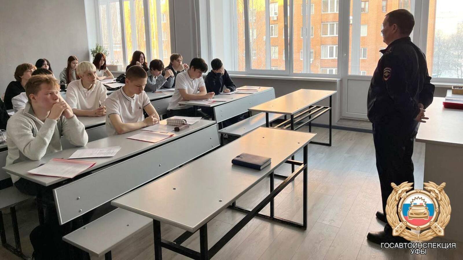 Госавтоинспекция Уфы провела профилактические встречи со студентами