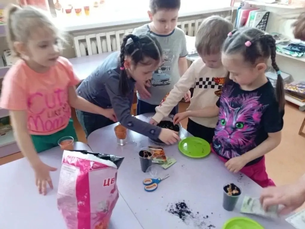 Юные экогерои детского сада «Дюймовочка» провели эко-экспедицию