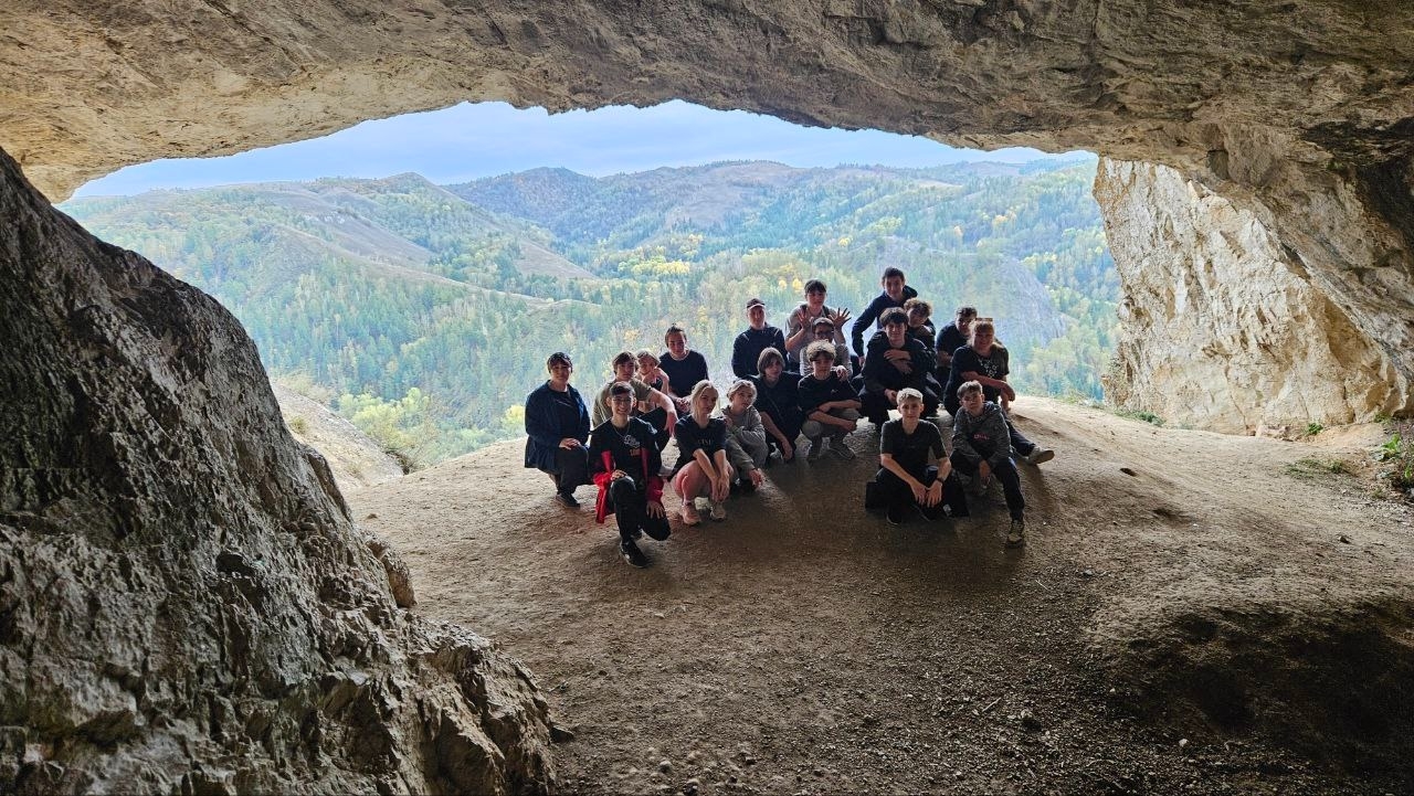 Учащиеся школы Уфимского района исследуют красоты Мурадымовского ущелья