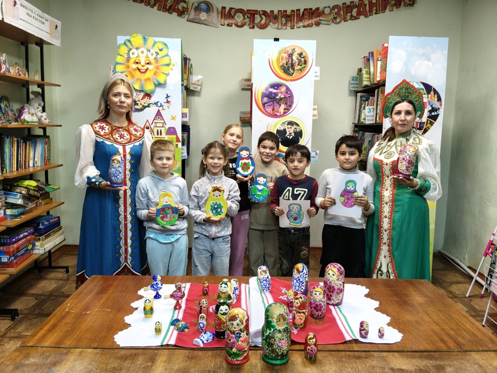 В Михайловке прошёл фольклорный час «Ах, матрёшка - русская краса!»