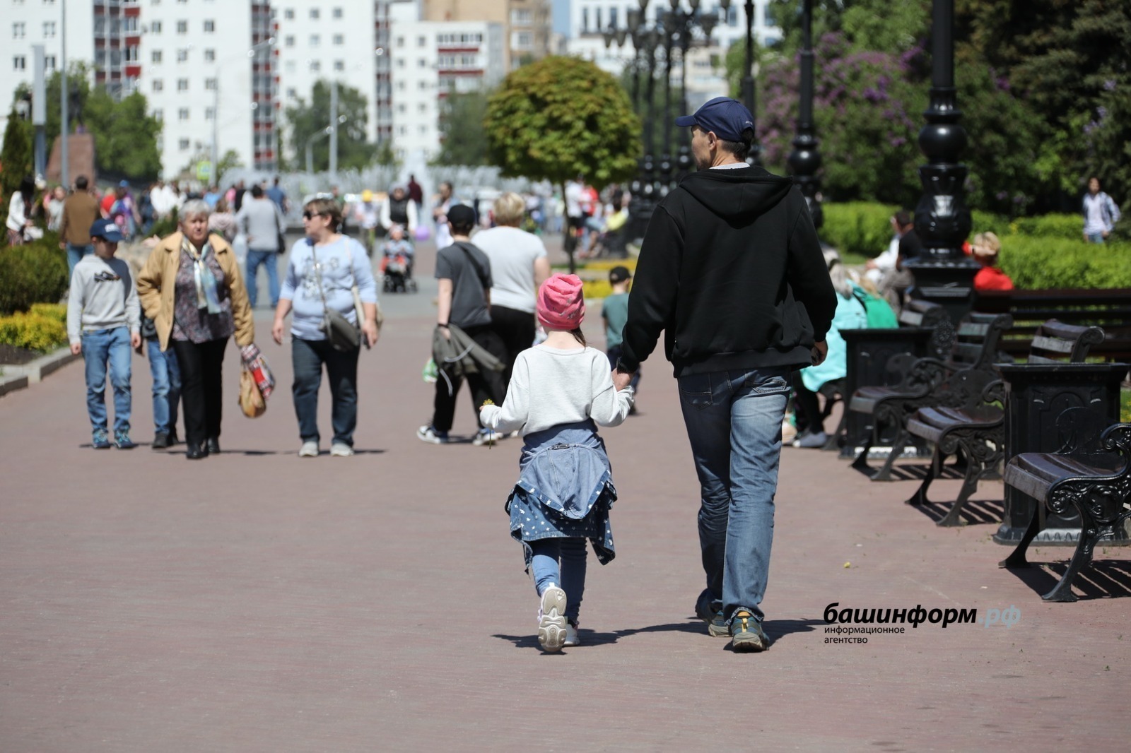 Жители Башкирии смогут бесплатно восстановить родительские права