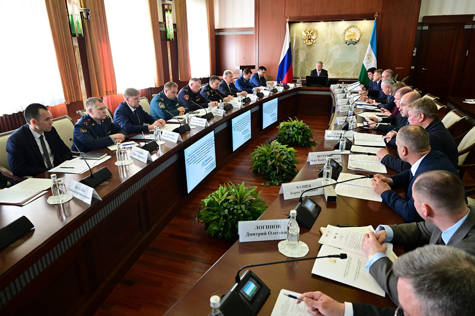 Глава Башкирии поручил усилить меры безопасности в праздники