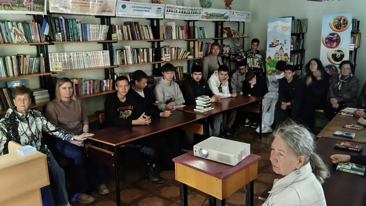 В Михайловской библиотеке прошёл кинолекторий «Свои и герои»