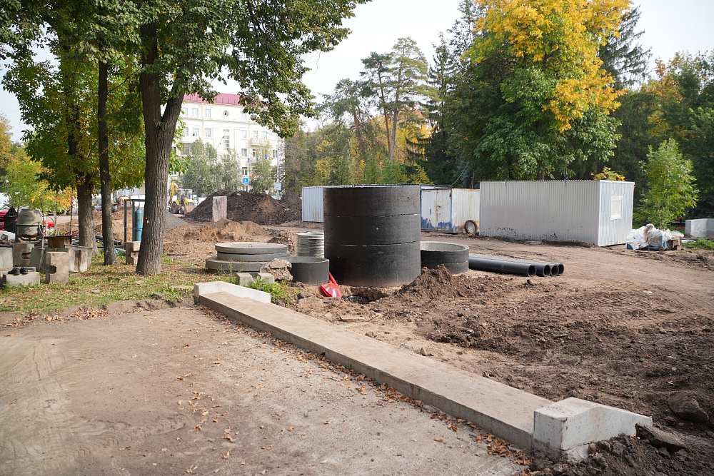 Радий Хабиров оценил ход реконструкции парка имени Ленина в Уфе