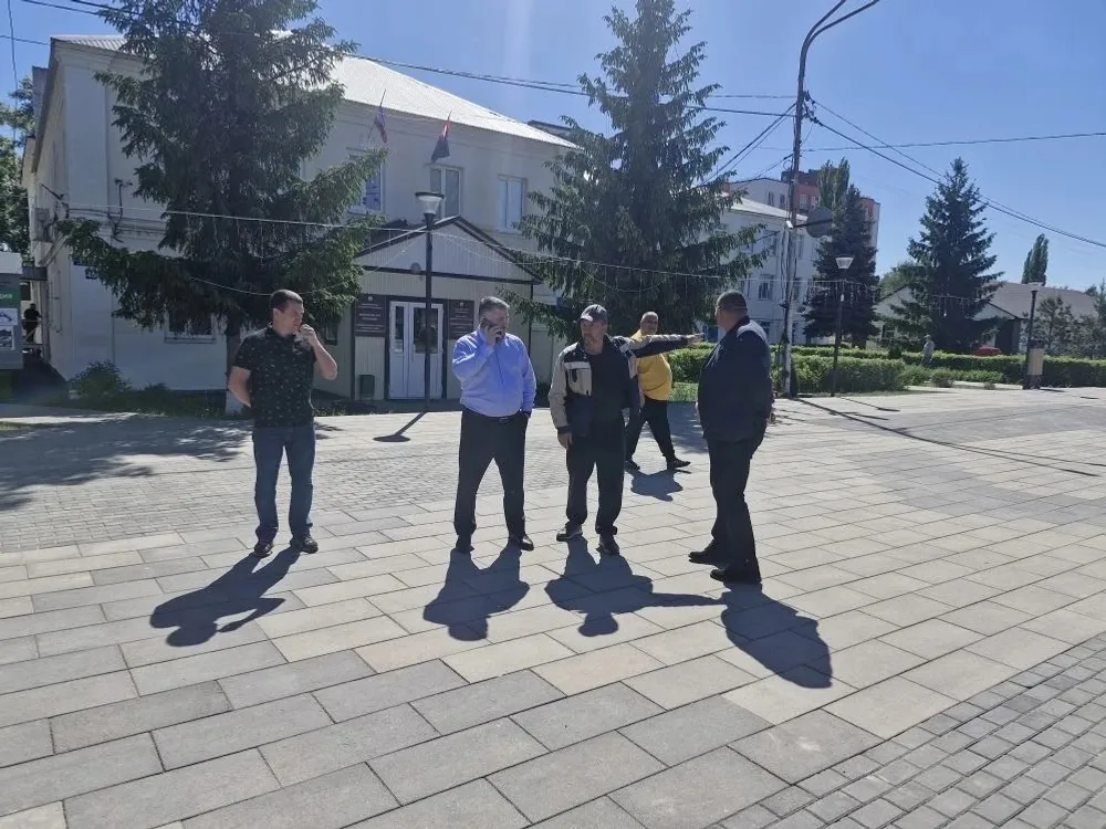 В Михайловке благоустраивают сквер по программе ФГКС