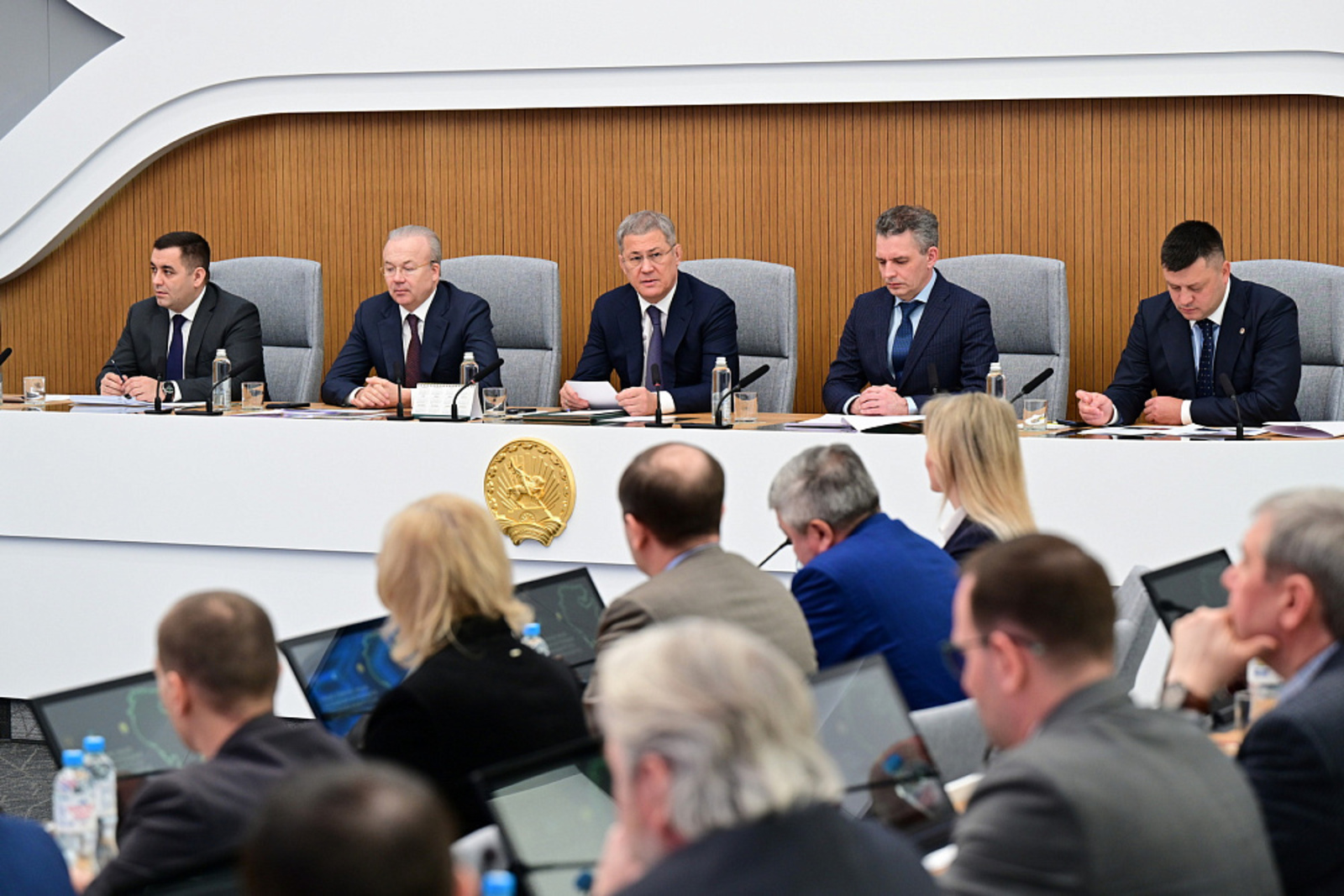 Глава Башкирии обсудил с застройщиками итоги и задачи жилищного строительства