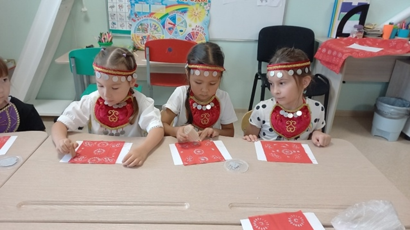 Башкирский национальный костюм признан новым брендом России