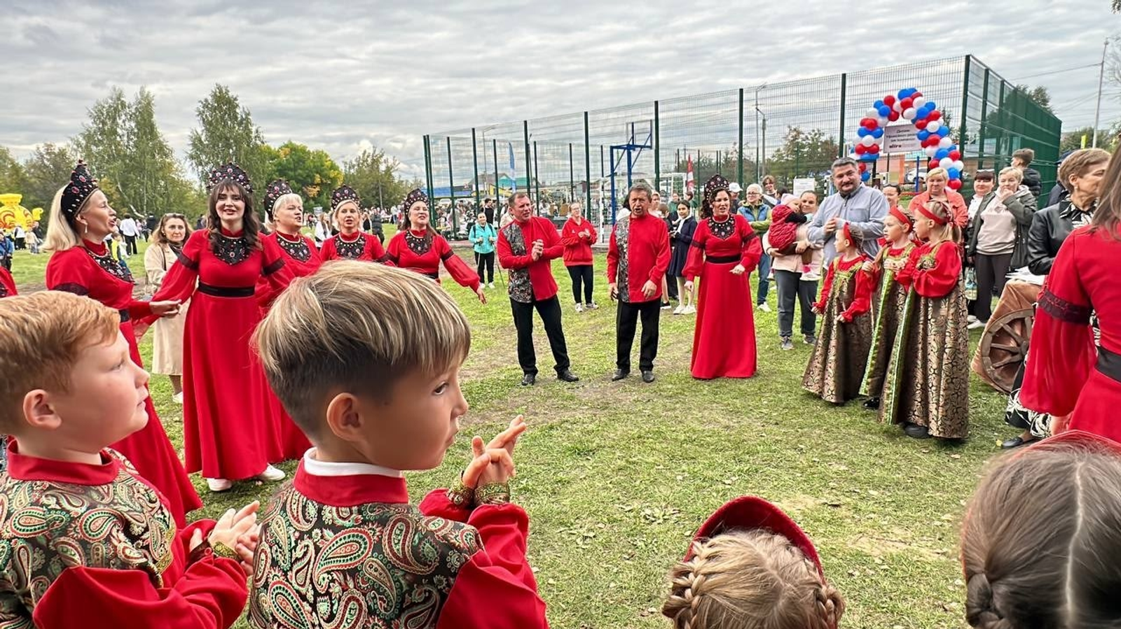 В селе Чесноковка Уфимского района прошла ярмарка талантов и ремёсел «Я дома»