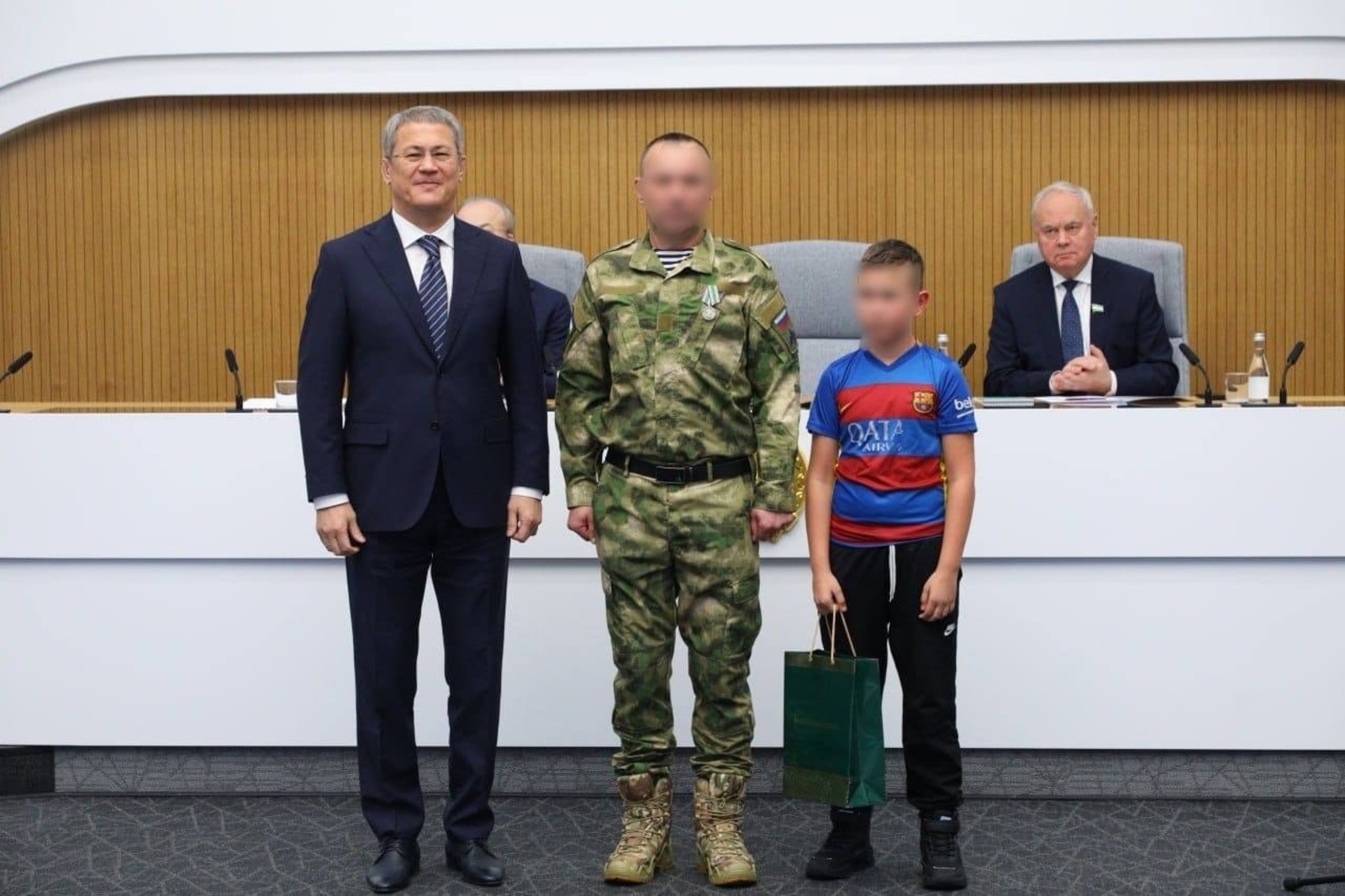 Боец из Уфимского района удостоен высокой награды