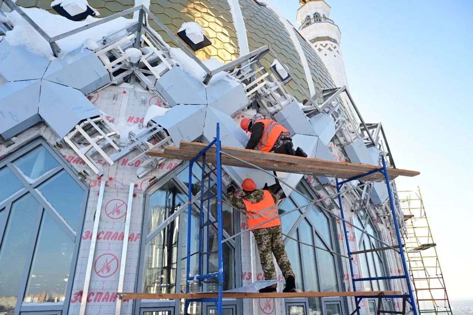 Радий Хабиров рассказал о продолжении работ в мечети «Ар-Рахим»