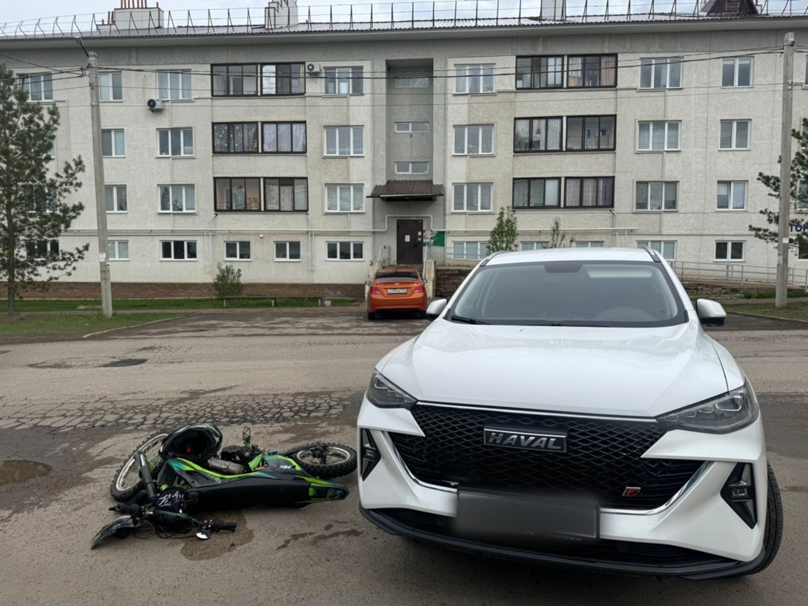 В Уфимском районе несовершеннолетний попал в аварию на мотоцикле