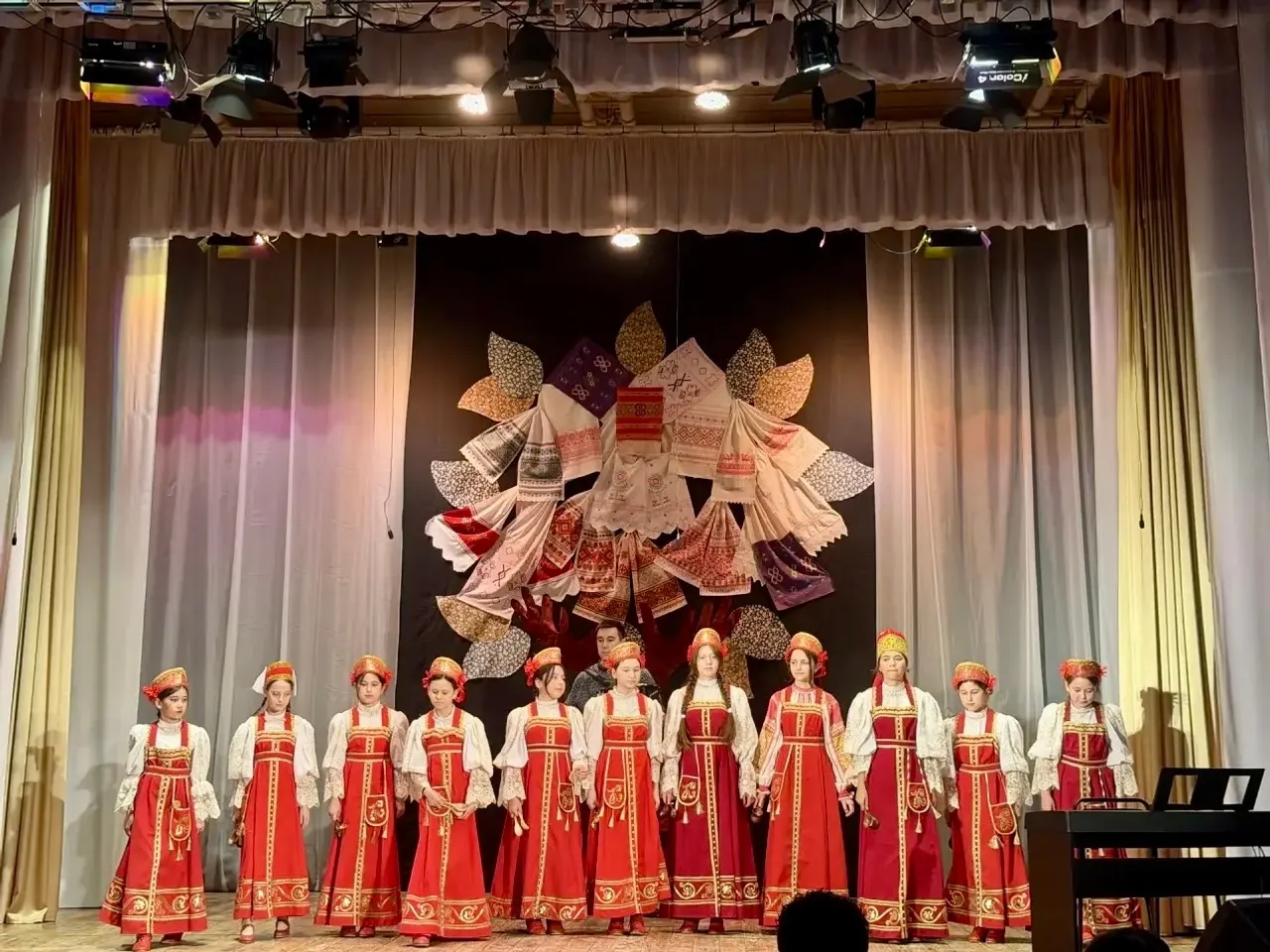 В Уфимском районе назвали лучших исполнителей на народных инструментах