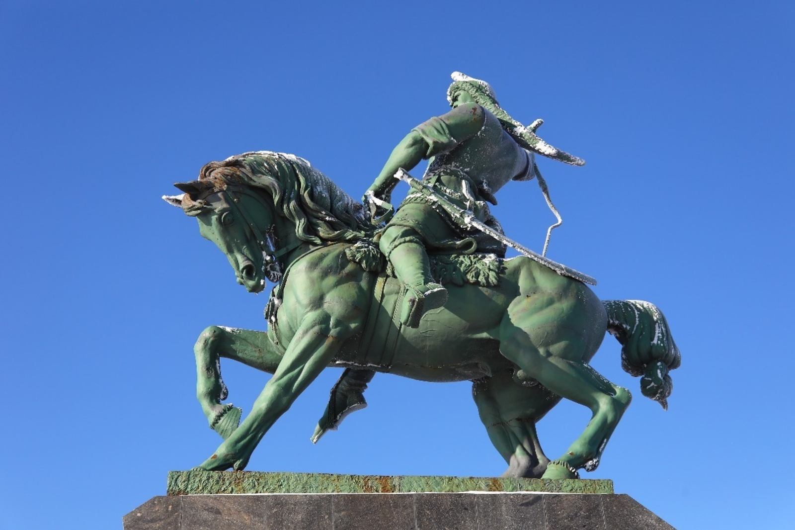 Глава Башкирии сообщил о начале реконструкции памятника Салавату Юлаеву