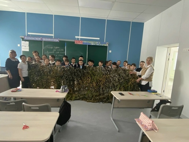 В школе Уфимского района прошел мастер-класс по плетению маскировочных сетей