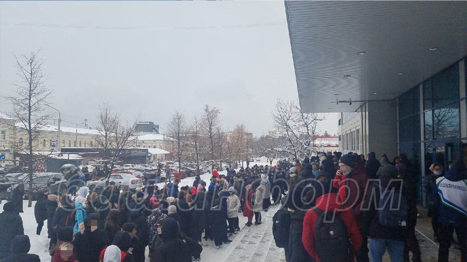 В Уфе массово эвакуировали учащихся школ и вузов