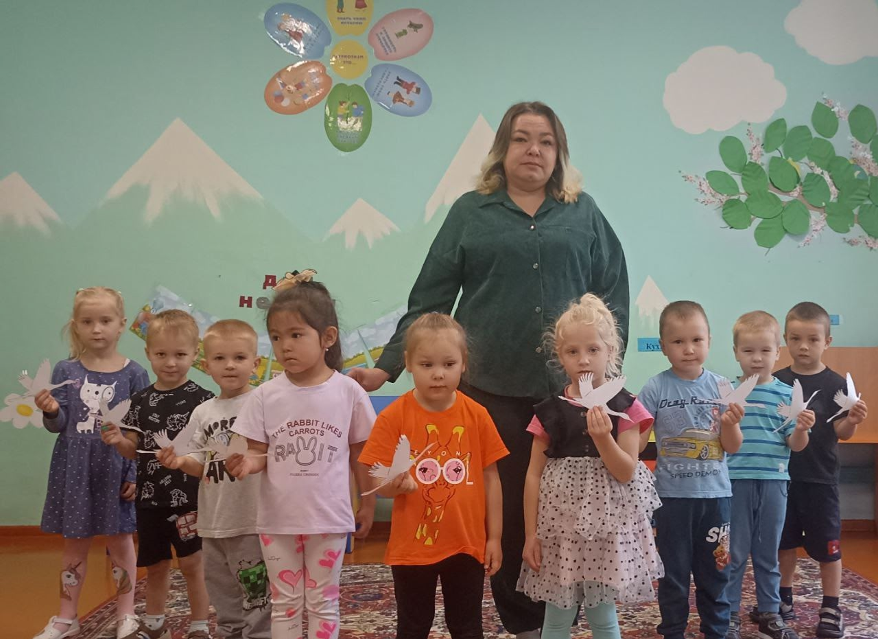 В детском саду Уфимского района прошло занятие ко Дню белых журавлей