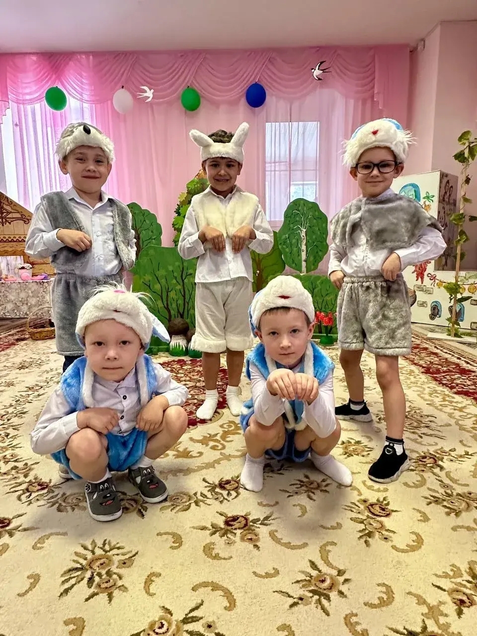 В детском саду села Дмитриевка поставили «Красную Шапочку на новый лад»