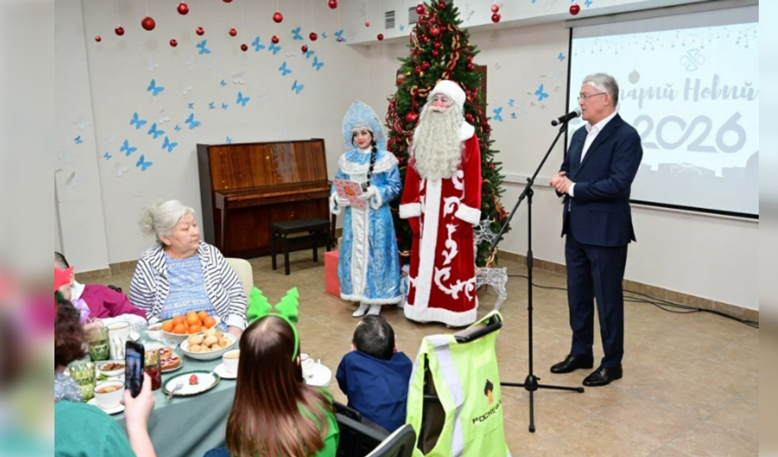 Глава Башкортостана Радий Хабиров провёл Старый Новый год в Уфимском хосписе
