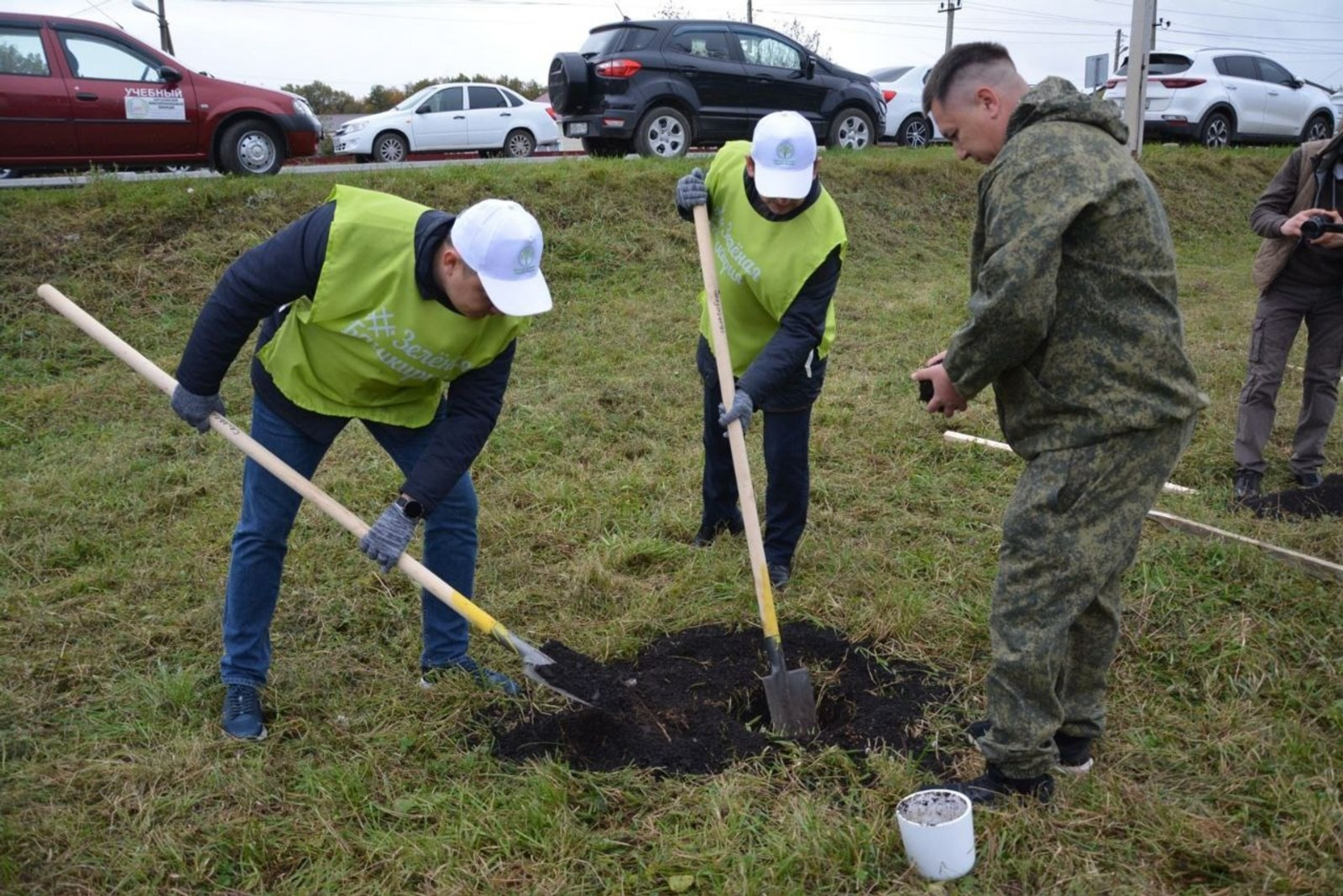 В Башкирии появился дуб-символ мужества и преемственности