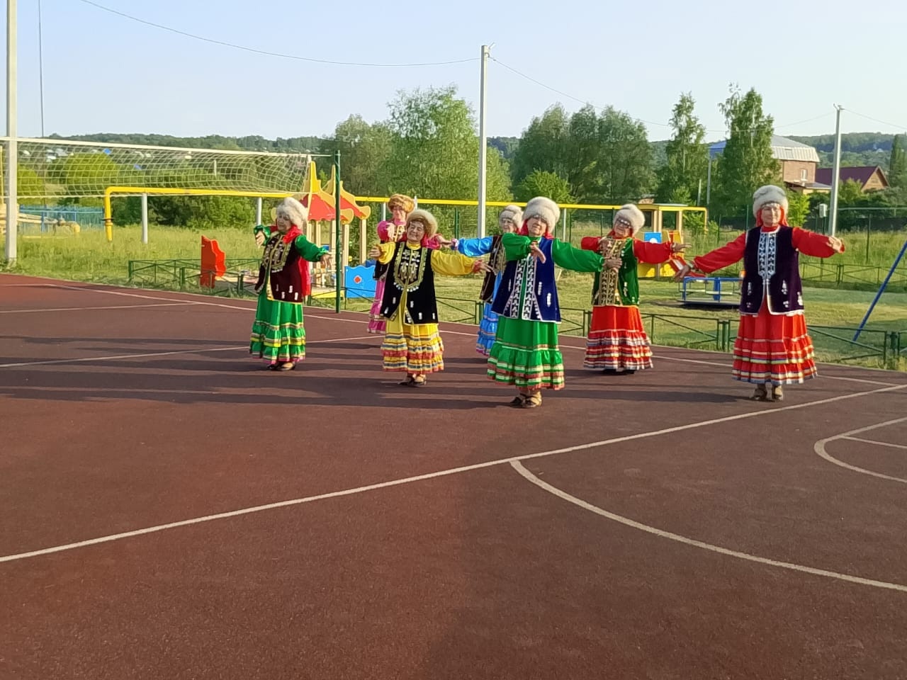 Патриотический концерт в Лекаревке объединил жителей Уфимского района